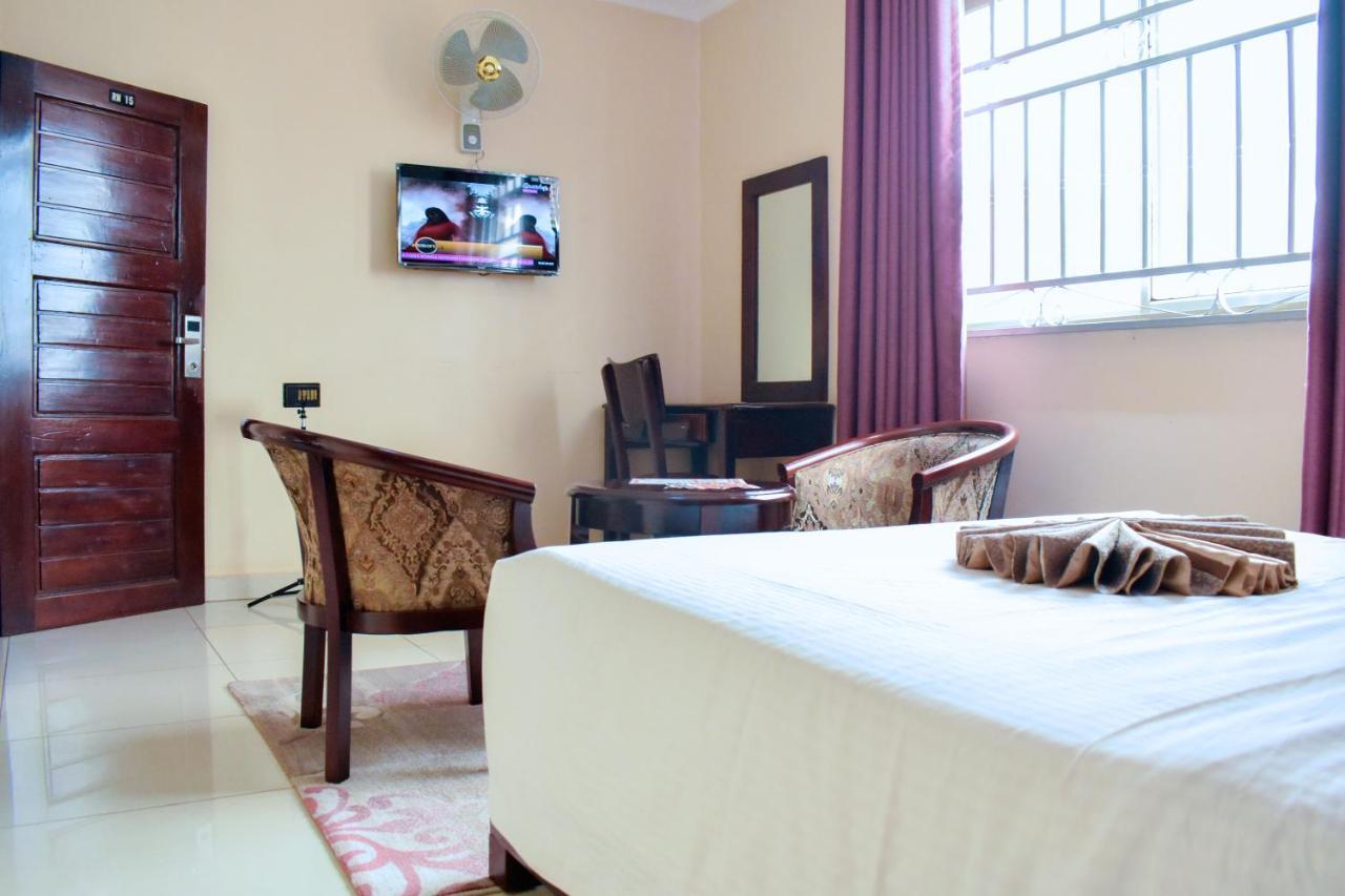 Diamonds Hotel Kampala Exterior foto